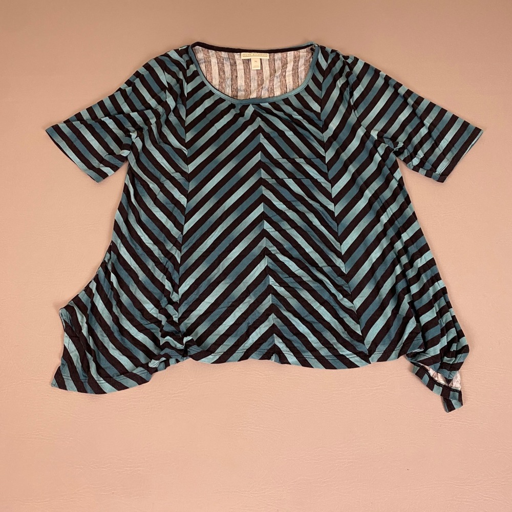 Dana Buchman Blouse Top XL Blue Teal Striped Chevron Scoop Neck Sharkbite Hem